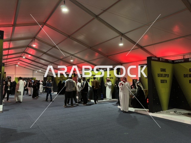 مشاركة شبابية واسعة،  فعالية جيمينق بلس (+) في جامعة الملك فهد للبترول والمعادن بالظهران، المنطقة الشرقية، المملكة العربية السعودية، يوم 28 من يناير 2026، مسابقات وتحديات ألعاب، تجربة ترفيهية رقمية مخصصة لعشّاق الألعاب الإلكترونية، أجهزة وتقنيات حديثة، أجواء حماسية تجمع بين الترفيه والتقنية.