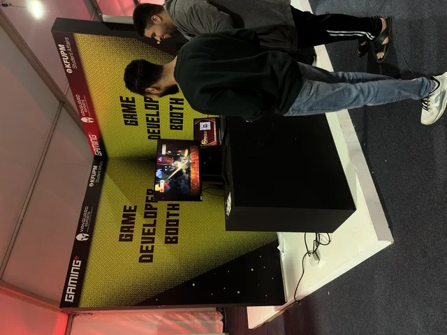 The use of modern devices and technologies, the Gaming Plus (+) event at King Fahd University of Petroleum and Minerals in Dhahran, Eastern Province, Saudi Arabia, on January 28, 2026, gaming competitions and challenges, a digital entertainment experience tailored for electronic gaming enthusiasts, wide youth participation, and an exciting atmosphere that combines entertainment and technology.