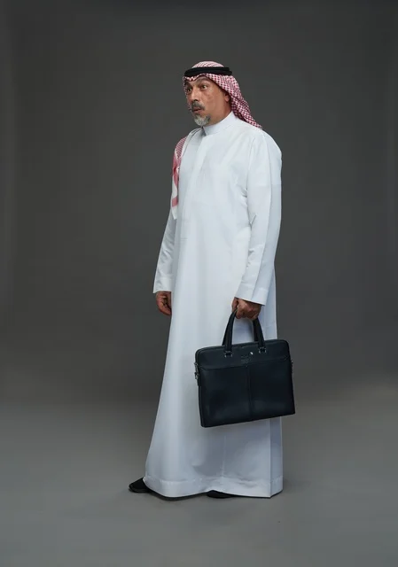 A Saudi Arabian Gulf businessman wearing a white thobe and a shemagh, carrying a laptop bag, with various gestures and signals, full body, gray background.