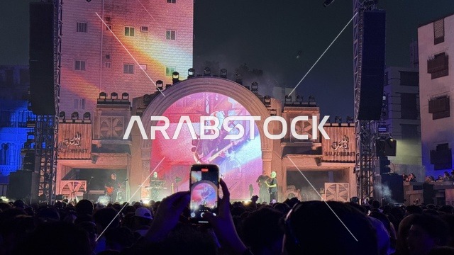 مهرجان موسيقي وفني من تنظيم مدل بيست يوم 30 من يناير 2026،  فعالية بلد بيست في مدينة جدة التاريخية، المملكة العربية السعودية، عرض موسيقي غنائي وتجربة فنية معاصرة، أجواء احتفالية نابضة بالطاقة، تفاعل جماهيري واسع، الموسيقى والفن في قلب جدة وعلى مقربة من ساحل البحر الأحمر.