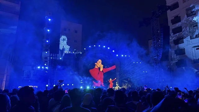 مهرجان موسيقي وفني من تنظيم مدل بيست يوم 30 من يناير 2026،  فعالية بلد بيست في مدينة جدة التاريخية، المملكة العربية السعودية، عرض موسيقي غنائي وتجربة فنية معاصرة، أجواء احتفالية نابضة بالطاقة، تفاعل جماهيري واسع، الموسيقى والفن في قلب جدة وعلى مقربة من ساحل البحر الأحمر.