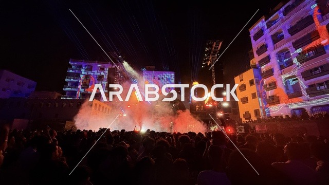 الاجواء الصاخبة والالعاب النارية في فعالية بلد بيست في مدينة جدة التاريخية، المملكة العربية السعودية، مهرجان موسيقي وفني من تنظيم مدل بيست يوم 30 من يناير 2026،  عرض موسيقي غنائي وتجربة فنية معاصرة، أجواء احتفالية نابضة بالطاقة، تفاعل جماهيري واسع، الموسيقى والفن في قلب جدة وعلى مقربة من ساحل البحر الأحمر.