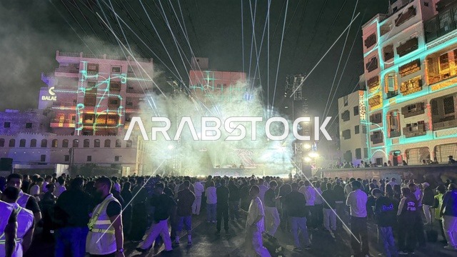 تفاعل جماهيري واسع على منصة فعالية بلد بيست في مدينة جدة التاريخية، المملكة العربية السعودية، مهرجان موسيقي وفني من تنظيم مدل بيست يوم 30 من يناير 2026،  عرض موسيقي غنائي وتجربة فنية معاصرة، أجواء احتفالية نابضة بالطاقة، الموسيقى والفن في قلب جدة وعلى مقربة من ساحل البحر الأحمر.