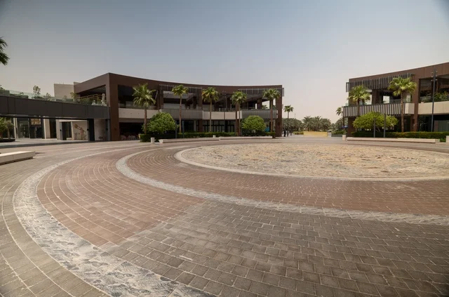 Riyadh Front Project, outdoor seating areas at the Roshan front during the day, a recreational and tourist area in the Kingdom of Saudi Arabia, entertaining family activities and events, entertainment and shopping centers in the city of Riyadh.