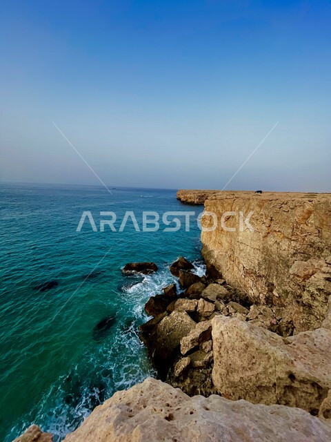  منظر رائع في ولاية صور في سلطنة عمان, بحر خليج عمان,  مناظر طبيعيه في سلطنة عمان, السياحه في الخليج العربي