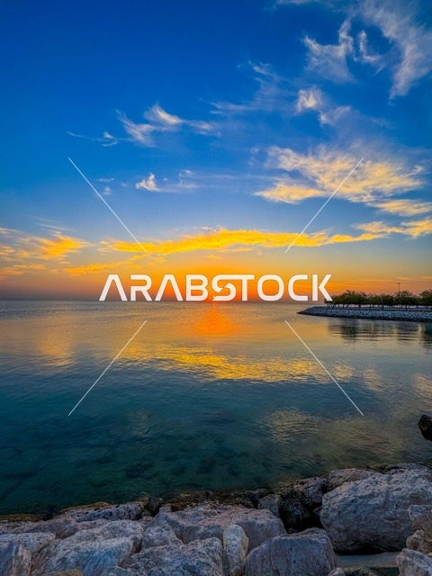 الأماكن السياحية الساحلية المشهورة في المملكة العربية السعودية, اطلالة على كورنيش الخبر في مدينة الدمام،مناطق الرحلات والجولات البحرية الترفيهية, استقطاب وجذب السائحين من جميع أنحاء العالم