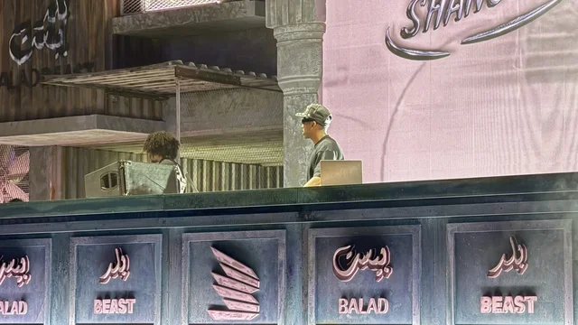 تجربة فنية معاصرة وعرض موسيقي غنائي ، فعالية بلد بيست في مدينة جدة التاريخية، المملكة العربية السعودية، مهرجان موسيقي وفني من تنظيم مدل بيست يوم 30 من يناير 2026،  الموسيقى والفن في قلب جدة وعلى مقربة من ساحل البحر الأحمر.