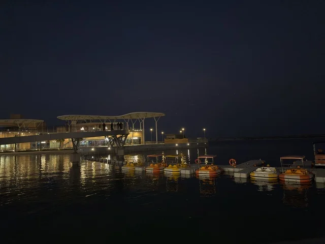 The waterfront of The Move complex in Jubail Industrial City in the Eastern Province, Jubail Corniche, is a complete entertainment and commercial landmark, with a vibrant atmosphere for 2025.