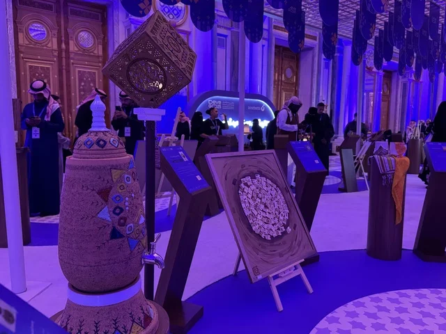 A workshop and presentation for startups, enhancing communication and innovation, gathering entrepreneurs, experts, and visitors, the future of freelancing and modern technologies in the Kingdom of Saudi Arabia, events of the Entrepreneurship Forum and modern work patterns (DeveGo 2025) at the King Abdulaziz International Conference Center in Riyadh, from December 21 to 23, 2025.