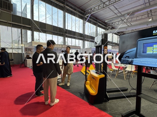 ربط الموردين الصينيين بالسوق السعودي،  شراكات أعمال واستثمار ،منتجات صينية متنوعة، معرض تجاري دولي China Homelife Saudi Arabia Expo يوم  24 من ديسمبر 2025،  المملكة العربية السعودية، الرياض، فرص استيراد وتوريد
