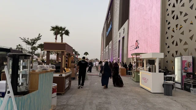 The food truck at the event "You and I, O Ramadan" in Jeddah, Saudi Arabia, on February 1, 2026, offers a social and cultural Ramadan experience, featuring Ramadan shows, family sessions, and spiritual atmospheres, entertainment activities inspired by the spirit of the holy month, a trade fair, and a warm ambiance that enhances the values of sharing and celebrating Ramadan.