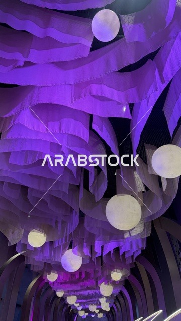 ديكور واضواء فعالية " أنا وأنت يا رمضان " في مدينة جدة، المملكة العربية السعودية، يوم  1 من فبراير 2026، تجربة رمضانية اجتماعية وثقافية، عروض رمضانية، جلسات عائلية وأجواء روحانية، فعاليات ترفيهية مستوحاة من روح الشهر الفضيل، معرض تجاري ، أجواء دافئة تعزز قيم المشاركة والاحتفاء برمضان.