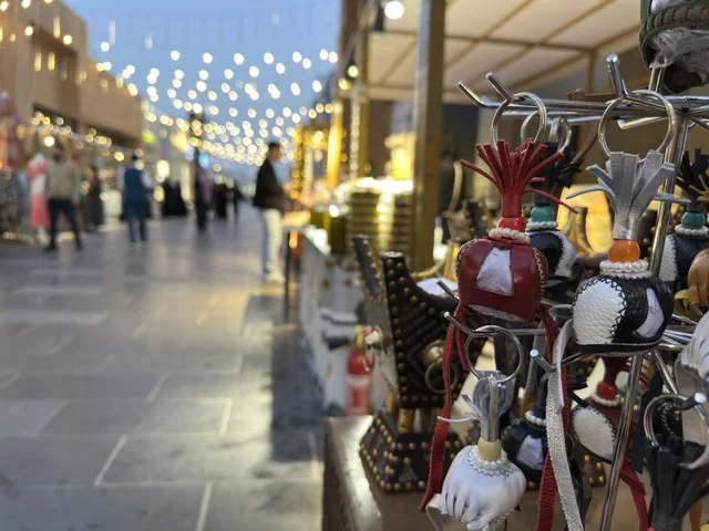 علامة تجارية محلية  في فعالية " أنا وأنت يا رمضان " في مدينة جدة، المملكة العربية السعودية، يوم 1 من فبراير 2026، تجربة رمضانية اجتماعية وثقافية، أنشطة تفاعلية وعروض رمضانية، جلسات عائلية وأجواء روحانية، فعاليات ترفيهية مستوحاة من روح الشهر الفضيل، أجواء دافئة تعزز قيم المشاركة والاحتفاء برمضان.