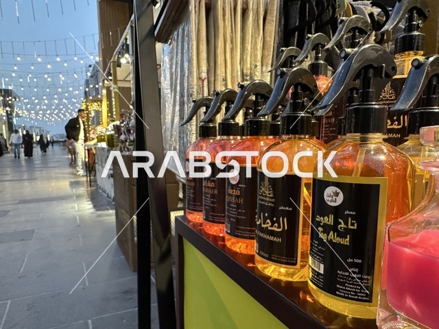 علامة تجارية محلية  في فعالية " أنا وأنت يا رمضان " في مدينة جدة، المملكة العربية السعودية، يوم 1 من فبراير 2026، تجربة رمضانية اجتماعية وثقافية، أنشطة تفاعلية وعروض رمضانية، جلسات عائلية وأجواء روحانية، فعاليات ترفيهية مستوحاة من روح الشهر الفضيل، أجواء دافئة تعزز قيم المشاركة والاحتفاء برمضان.