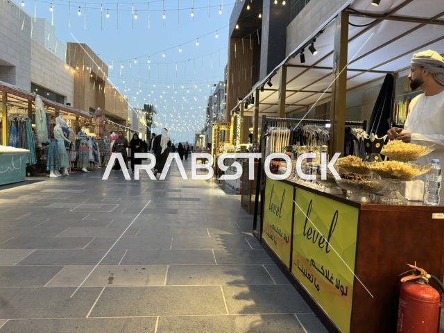 علامة تجارية محلية  في فعالية " أنا وأنت يا رمضان " في مدينة جدة، المملكة العربية السعودية، يوم 1 من فبراير 2026، تجربة رمضانية اجتماعية وثقافية، أنشطة تفاعلية وعروض رمضانية، جلسات عائلية وأجواء روحانية، فعاليات ترفيهية مستوحاة من روح الشهر الفضيل، أجواء دافئة تعزز قيم المشاركة والاحتفاء برمضان.