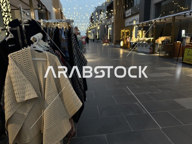 علامة تجارية محلية  في فعالية " أنا وأنت يا رمضان " في مدينة جدة، المملكة العربية السعودية، يوم 1 من فبراير 2026، تجربة رمضانية اجتماعية وثقافية، أنشطة تفاعلية وعروض رمضانية، جلسات عائلية وأجواء روحانية، فعاليات ترفيهية مستوحاة من روح الشهر الفضيل، أجواء دافئة تعزز قيم المشاركة والاحتفاء برمضان.