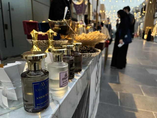 A trade exhibition at the event "You and I, O Ramadan" in the city of Jeddah, Kingdom of Saudi Arabia, on February 1, 2026, a social and cultural Ramadan experience, interactive activities and Ramadan shows, family sessions and spiritual atmospheres, entertainment events inspired by the spirit of the holy month, warm atmospheres that enhance the values of sharing and celebrating Ramadan.