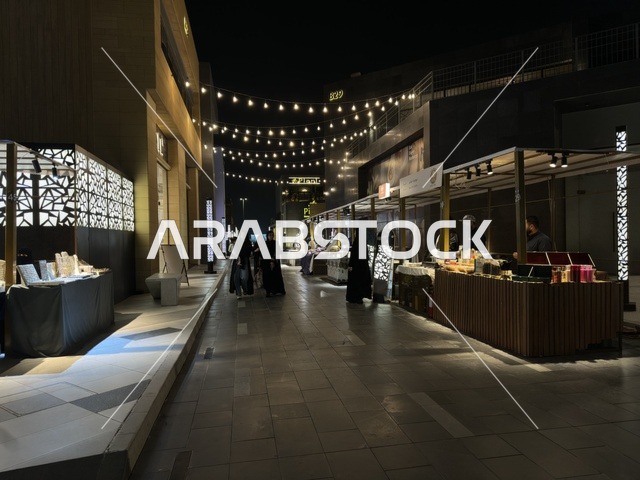 A shopping experience in authentic Ramadan atmospheres at the event "You and I, O Ramadan" in the city of Jeddah, Saudi Arabia, on February 1, 2026. A social and cultural Ramadan experience, interactive activities and Ramadan shows, family sessions and spiritual atmospheres, entertainment events inspired by the spirit of the holy month, warm atmospheres that enhance the values of sharing and celebrating Ramadan.