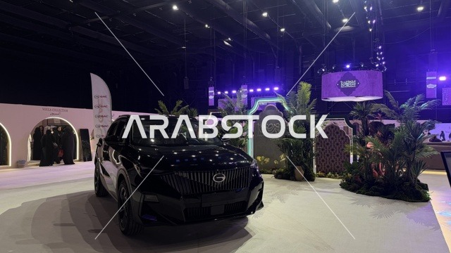 معرض سيارات في فعالية " أنا وأنت يا رمضان " في مدينة جدة، المملكة العربية السعودية، يوم 1 من فبراير 2026، تجربة رمضانية اجتماعية وثقافية، أنشطة تفاعلية وعروض رمضانية، جلسات عائلية وأجواء روحانية، فعاليات ترفيهية مستوحاة من روح الشهر الفضيل، أجواء دافئة تعزز قيم المشاركة والاحتفاء برمضان.