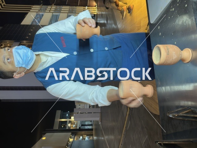 نادل لعلامة تجارية maya  في فعالية " أنا وأنت يا رمضان " في مدينة جدة، المملكة العربية السعودية، يوم 1 من فبراير 2026، تجربة رمضانية اجتماعية وثقافية، أنشطة تفاعلية وعروض رمضانية، جلسات عائلية وأجواء روحانية، فعاليات ترفيهية مستوحاة من روح الشهر الفضيل، أجواء دافئة تعزز قيم المشاركة والاحتفاء برمضان.