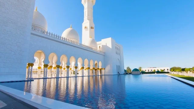 Sheikh Zayed Grand Mosque Abu Dhabi Reflection Pool