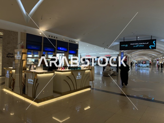 مراكز التسوق والمتاجر الفاخرة، تنوع بين الماركات العالمية والمحلية، رفع مستوى تجربة الزوار وتحسين المرافق، الظهران أكبر وأبرز المجمعات التجارية في المنطقة الشرقية بالمملكة العربية السعودية، اماكن الأنشطة العائلية الترفيهية