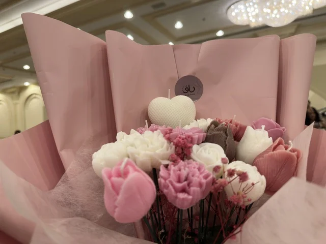 Flowers and roses at the Ramadan Souk event at Al-Qusaybi Hotel in the Eastern Province, a traditional Ramadan event that brings together the atmosphere of the holy month, popular shops, local products, Ramadan foods, handicrafts, and traditional gifts, in a warm cultural and social experience that reflects the spirit of Ramadan and Saudi authenticity within a luxurious hotel setting.