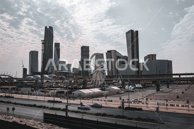 صورة لمركز الملك عبدالله المالي ( كافد ) في الرياض بالمملكة العربية السعودية، الأبراج المالية والاقتصادية والمنشأت المعمارية، السياحة في السعودية،تصوير مقرب لمركز الملك عبدالله المالي بالرياض، المدينة المالية