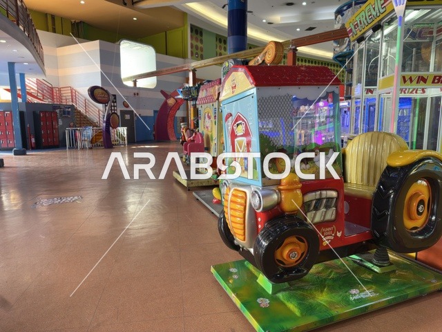 An indoor entertainment venue, Dhahran is the largest and most prominent shopping mall in the Eastern Province of the Kingdom of Saudi Arabia, featuring shopping centers and luxury stores, enhancing the visitor experience and improving facilities, as well as places for family recreational activities.