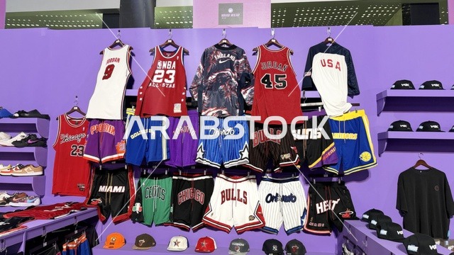 منطقة تداول لبيع وشراء وتبديل الأحذية الرياضية،  معرض سنيكر كون جدة من 1 إلى 3 فبراير 2026 في حلبة كورنيش جدة، فعاليات موسم جدة في المملكة، أكبر معرض عالمي متخصص في ثقافة السنيكرز