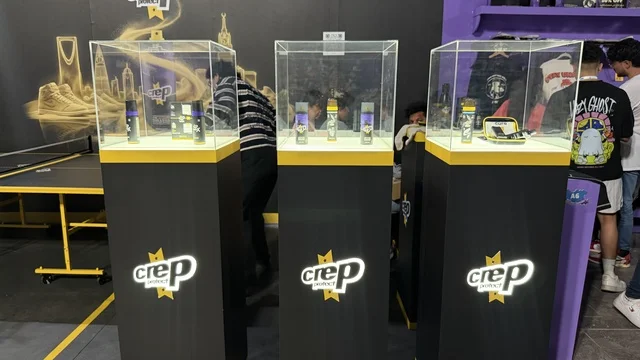 A trading area for buying, selling, and exchanging sports shoes, Sneaker Con Jeddah from February 1 to 3, 2026, at the Jeddah Corniche Circuit, part of the Jeddah Season events in the Kingdom, the largest global exhibition specialized in sneaker culture.