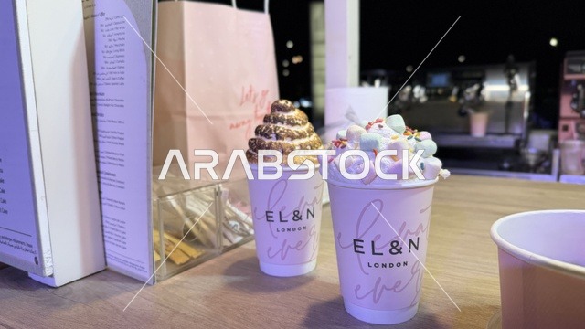 مشروبات ساخنة فاخرة في فعالية ليالي إعمار جدة