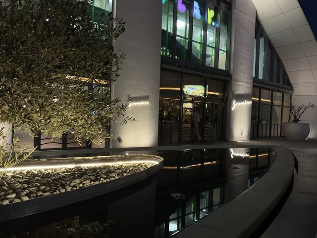 Somewhere Restaurant Bujairi Terrace Diriyah Night