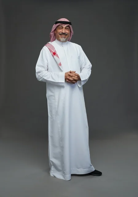 Saudi man in traditional attire with shemagh and agal