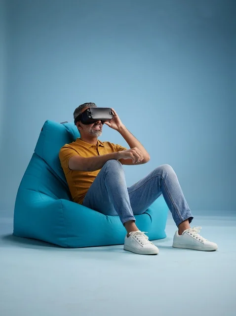 Saudi Man VR Headset Beanbag Chair Studio
