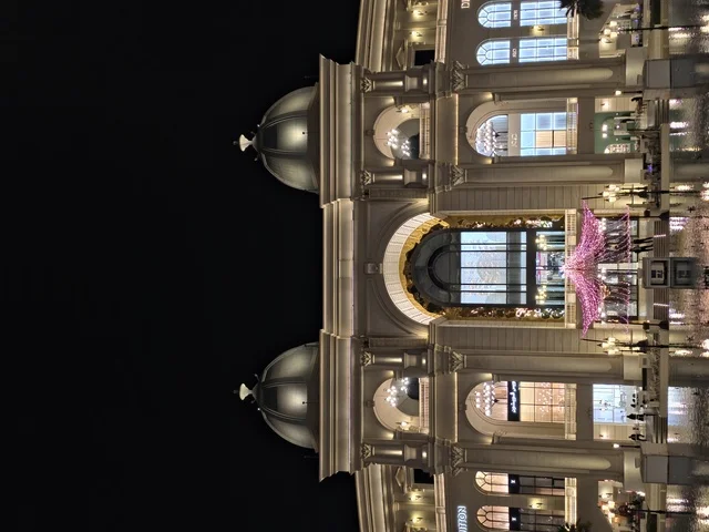 Place Vendôme Mall Qatar Night Architecture Reflection
