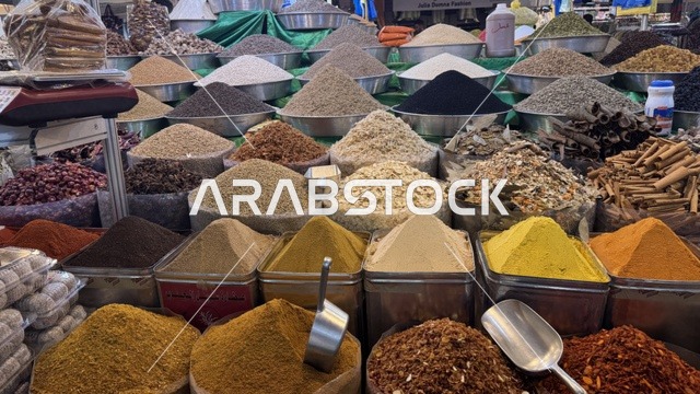 التوابل والبهارات في معرض المنتجات الاستهلاكية بجدة