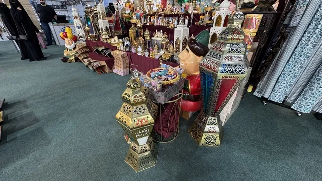 فوانيس رمضان في معرض المنتجات الاستهلاكية بجدة