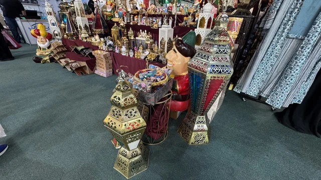 فوانيس رمضان في معرض المنتجات الاستهلاكية بجدة