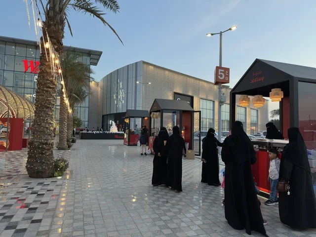 فعاليات المهرجان الشتوي في ويست أفينيو مول الدمام فعاليات المهرجان الشتوي في ويست أفينيو مول الدمام