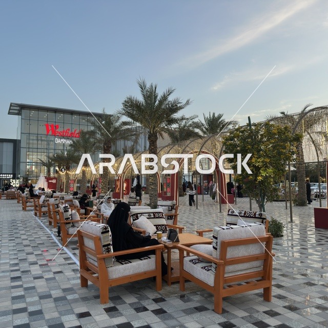 Westfield Mall Dammam Outdoor Cafe with Palm Trees