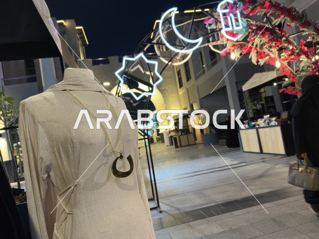 عرض أزياء وزينة رمضان في فيلاجيو الشرقية