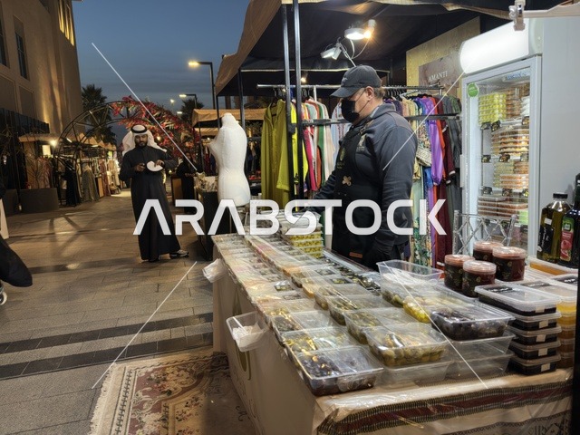 معرض وهج فيلاجيو بالشرقية سوق شعبي ومنصة طعام