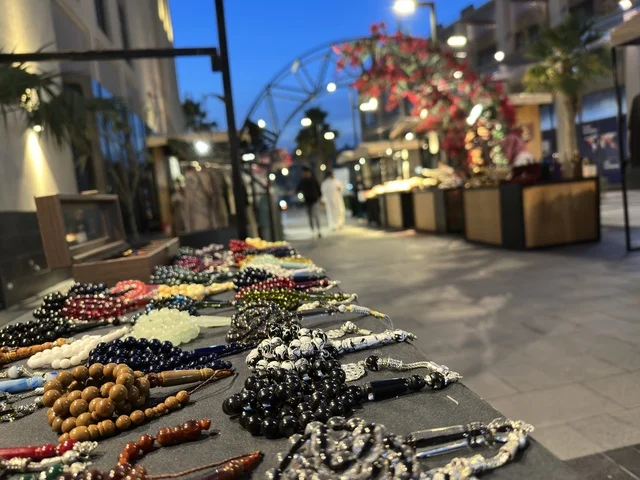 سبح تقليدية في معرض وهج فيلاجيو بالشرقية