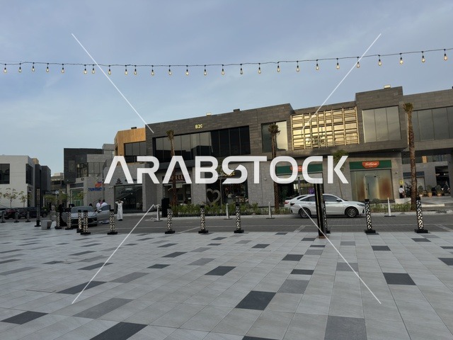 شرفات بارك الخبر مجمع تجاري حديث