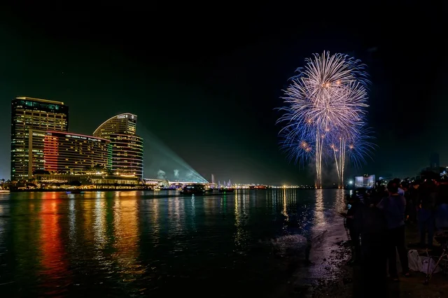 الواجهه البحريه لمدينة دبي , مناظر طبيعيه في الامارات العربيه المتحده, منظر المياه في الخليج العربي, السياحه في الامارات