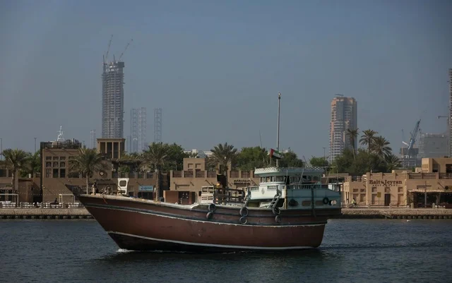 الواجهه البحريه لمدينة دبي , مناظر طبيعيه في الامارات العربيه المتحده, منظر المياه في الخليج العربي, السياحه في الامارات