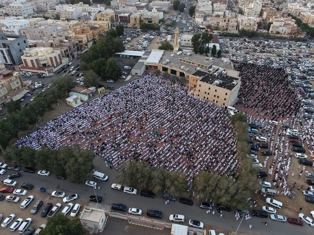 صلاة عيد الفطر مسجد الثنيان جدة مشهد جوي