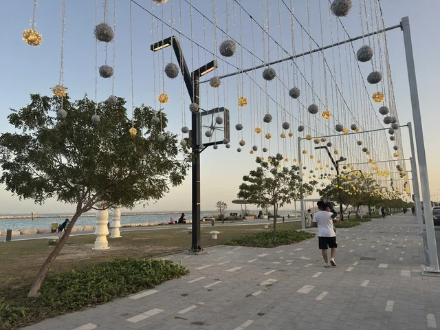 تجهيزات رمضان في ممشى همس بكورنيش الدمام تجهيزات رمضان في ممشى همس بكورنيش الدمام