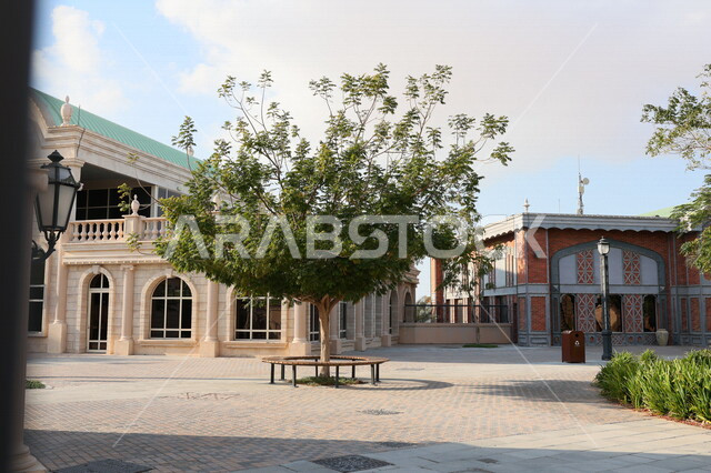 صورة لمبنى داخل ريفرلاند دبي ،  مناطق ترفيهية في دبي، الاماكن السياحية في الامارات العربية المتحدة 